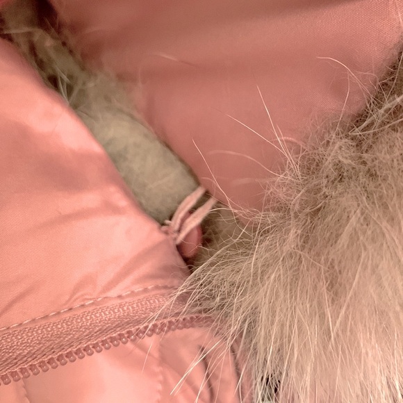 Down winter coat with Fox Fur collar - Picture 15 of 16